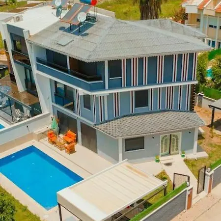 Peaceful Holiday Villas-Luxury